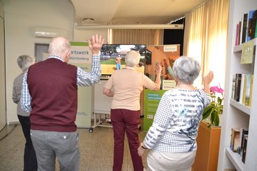 Senioren im Haus am Weinberg testen die MemoreBox