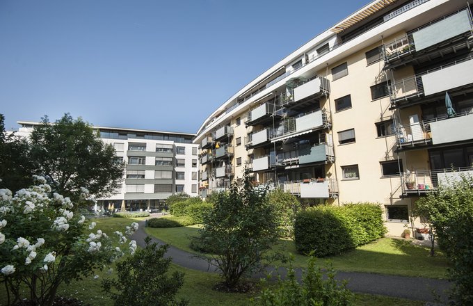 Gebäude des Ludwigstifts (Pflegeheim und Betreutes Wohnen) von außen