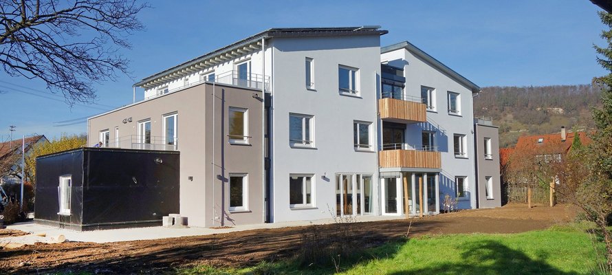 Das Wohnhaus der WG Hohenberger Straße von außen
