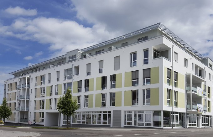 Gebäude des Wohn- und Pflegezentrums Flugfeld von außen