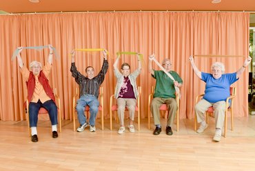 Projekt WHOLE: Wohlbefinden und Gesundheit von älteren Menschen steigern und obendrein Spaß machen. Quelle: Wohlfahrtswerk für Baden-Württemberg