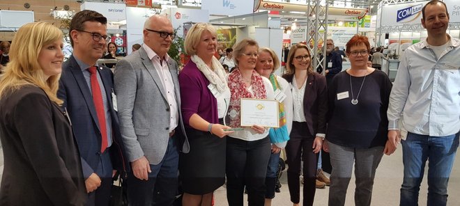 Gruppenfoto von der Verleihung des Siegels "Botschafter emotionaler Genuss“ 